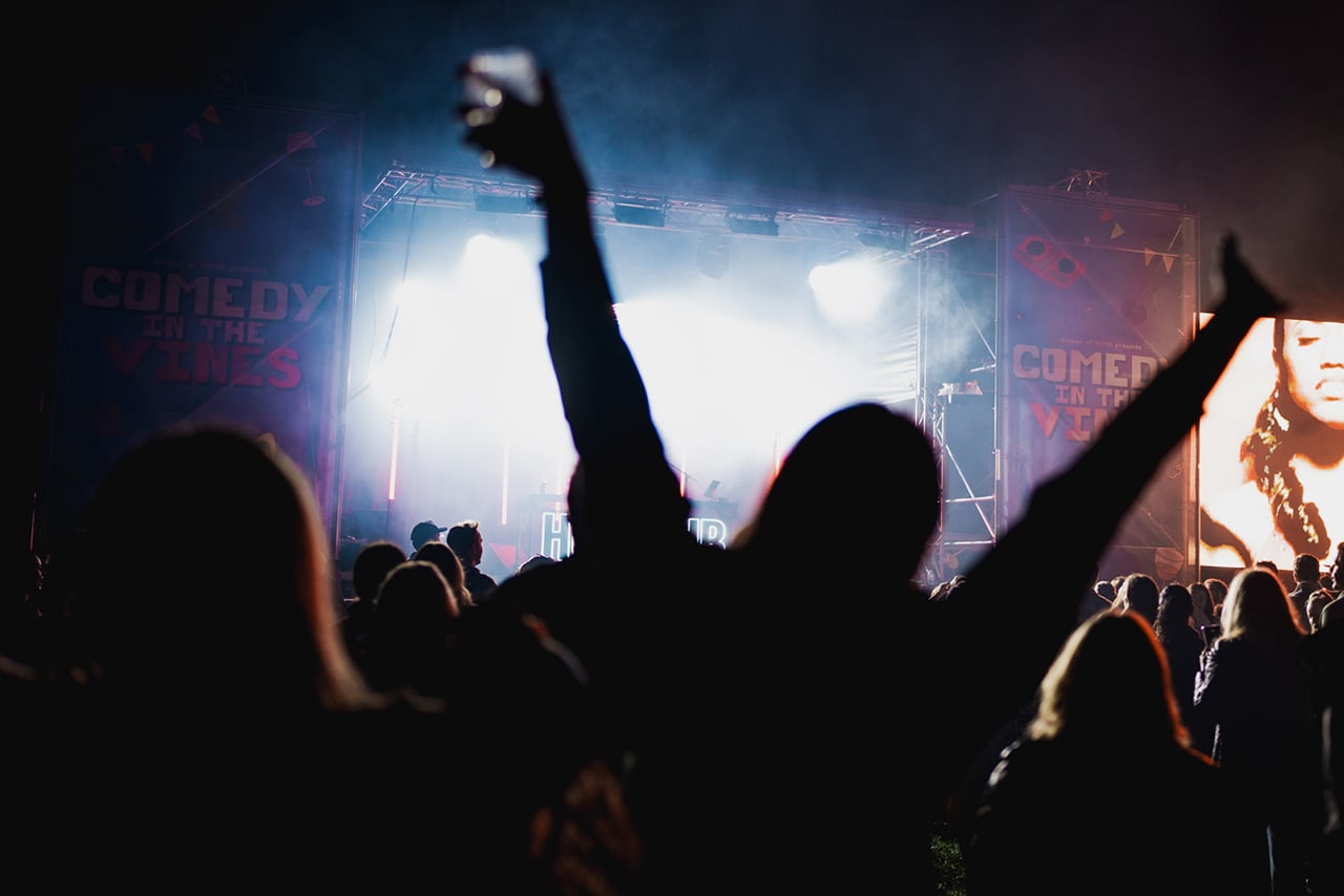 COMEDY DJ BATTLE